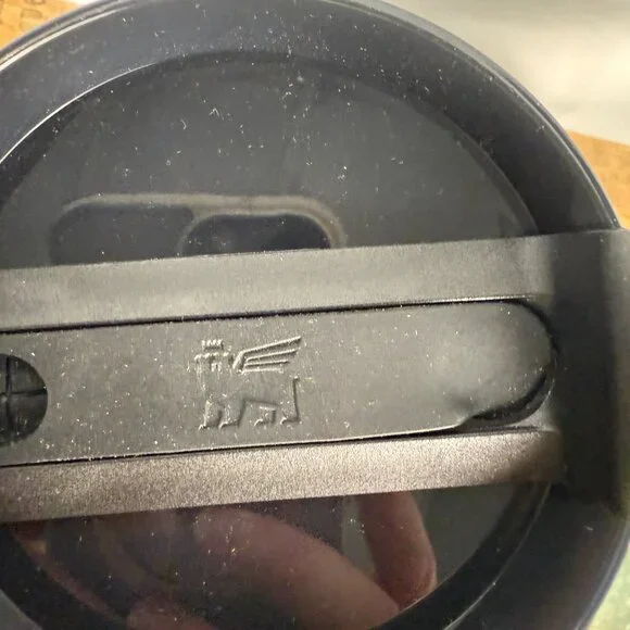 Mardi Gras Stanley 40 oz. w/straw - Picture 5 of 5